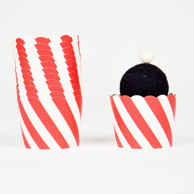 Baking & Treat Cups - Red & White