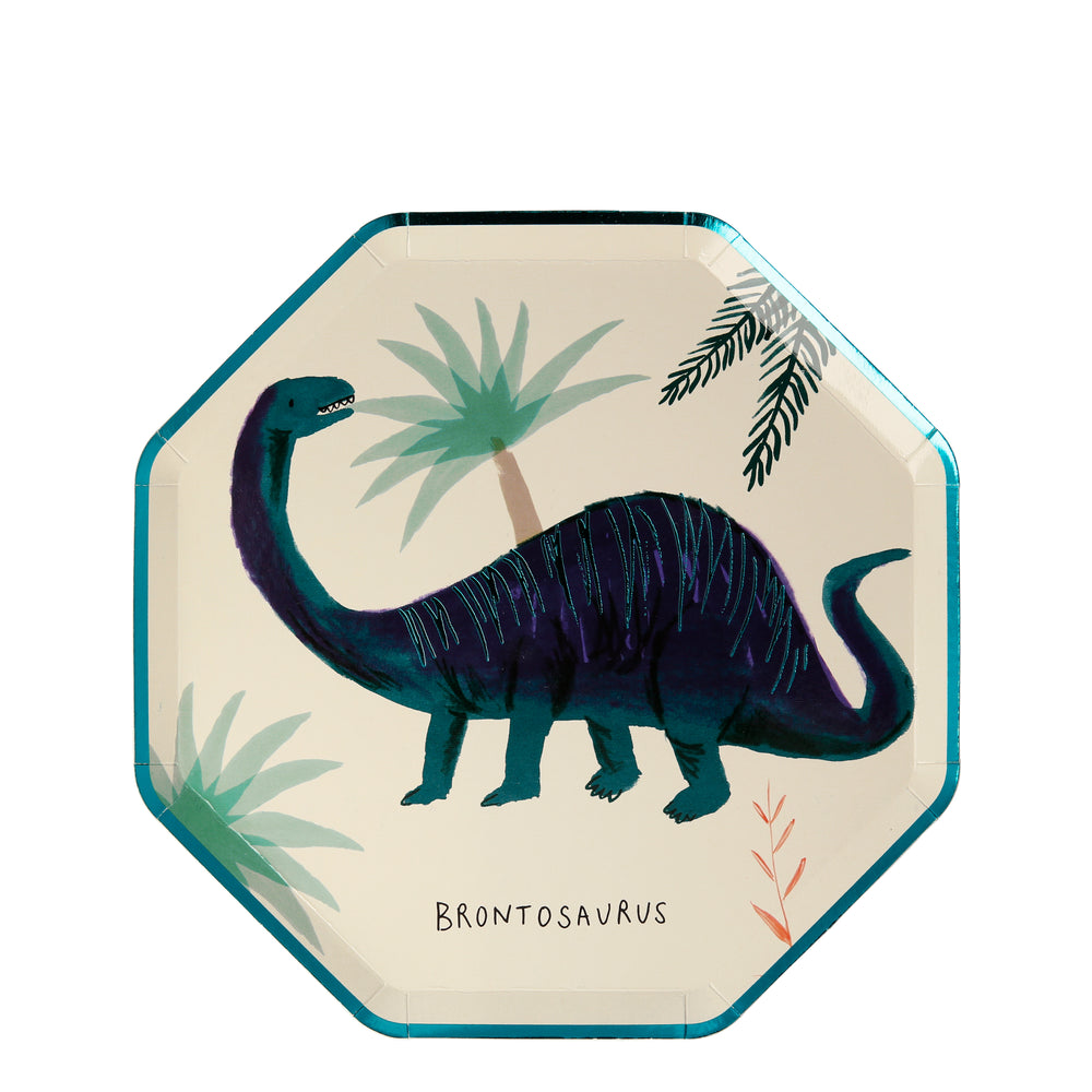 Brontosaurus plate perfect for appetizers and deserts. Pack of 8 assorted dinosaur plates 
