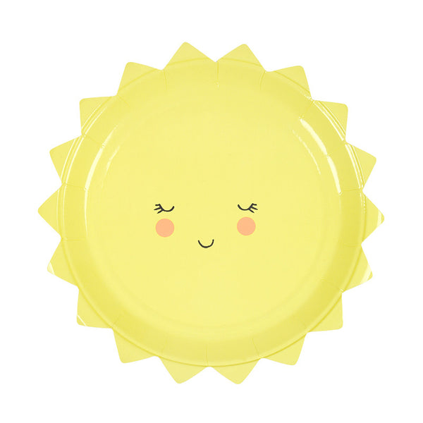Bright yellow sun shaped plate with a cute smiley face. Perfect for birthday parties, picnics and to serve snacks to your kids.Plate is seven inches in diameter.